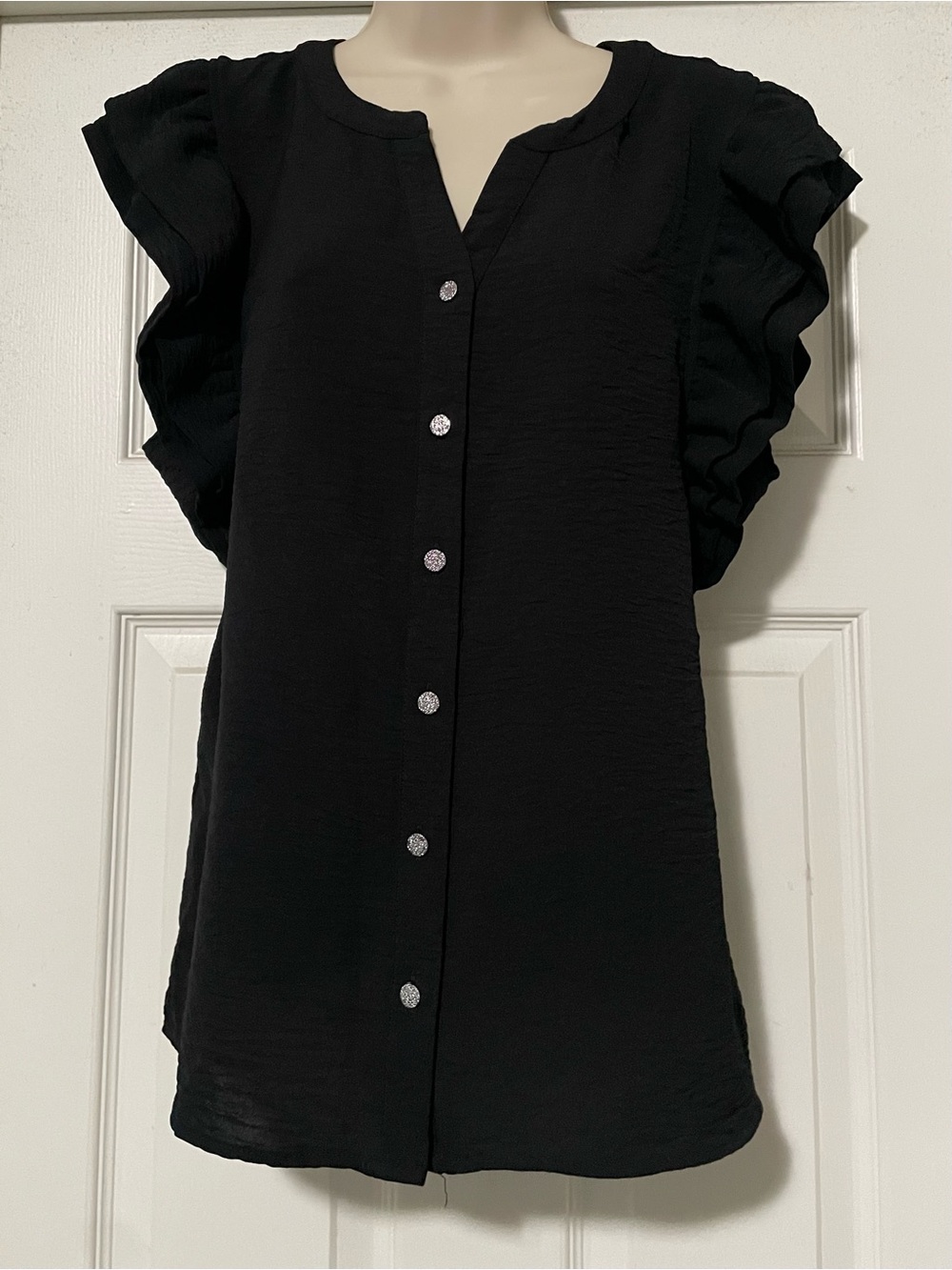 Adrienne Vittadini Black Ruffle-Sleeve Button Front Blouse